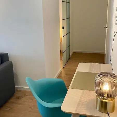Modern In Popular Kwartier Latang * Kolín nad Rýnem