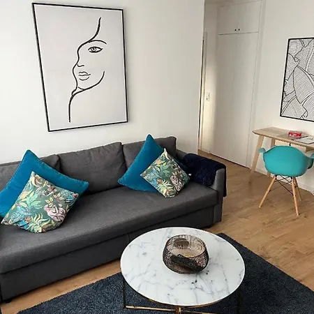 Modern In Popular Kwartier Latang * Kolín nad Rýnem